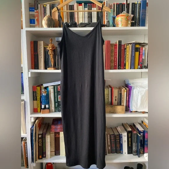 Fabletics seamless, body con ribbed midi dress - Picture 4 of 9